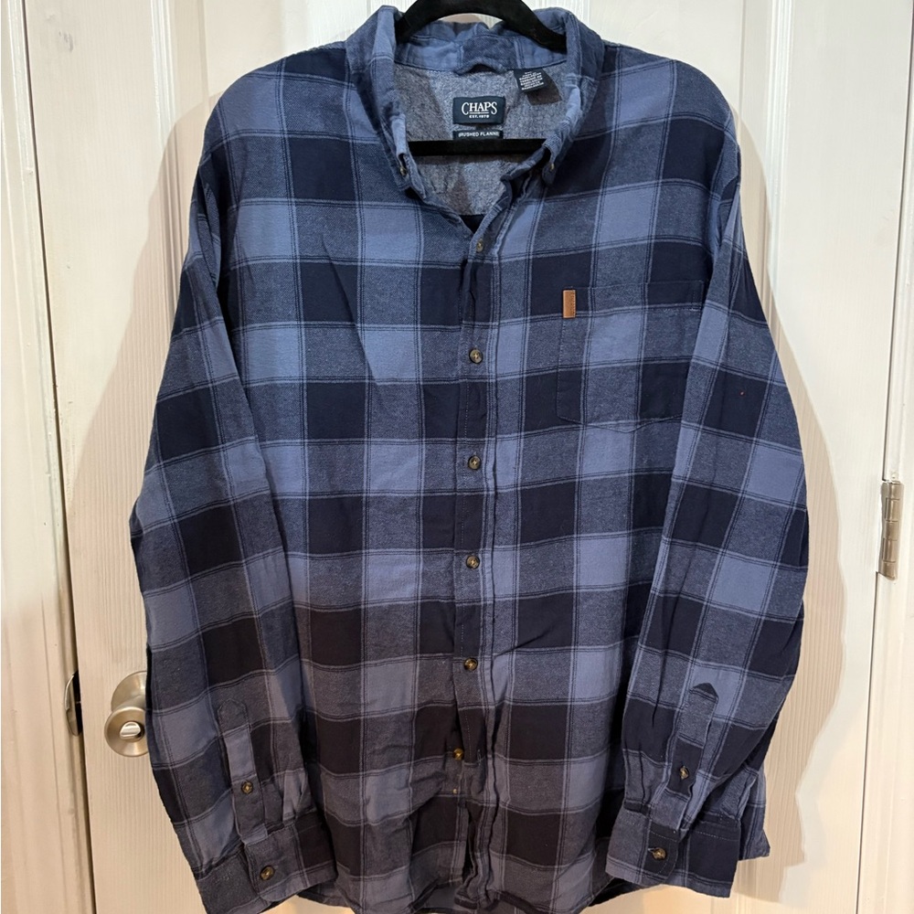 Chaps Men's Navy and Light Blue Checkered Shirt
